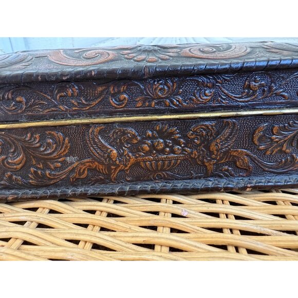 Vintage 60's Spanish Don Quixote Tooled Leather Cigarette Box - Picture 4 of 16